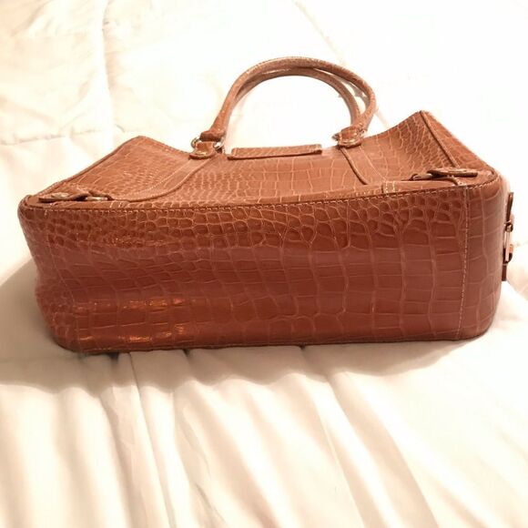 NWOT Liz Claiborne Faux Alligator Purse - Picture 4 of 8
